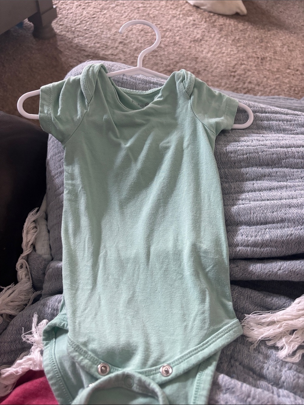 Kyte Baby safe  Short-Sleeve Bodysuit in GUC